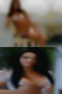 (2) sex Easy on housewives for the eyes!